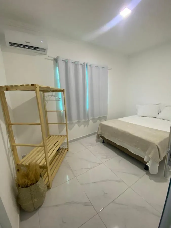 Novo Apartamento Liz 1 ポルトセグロ アパート