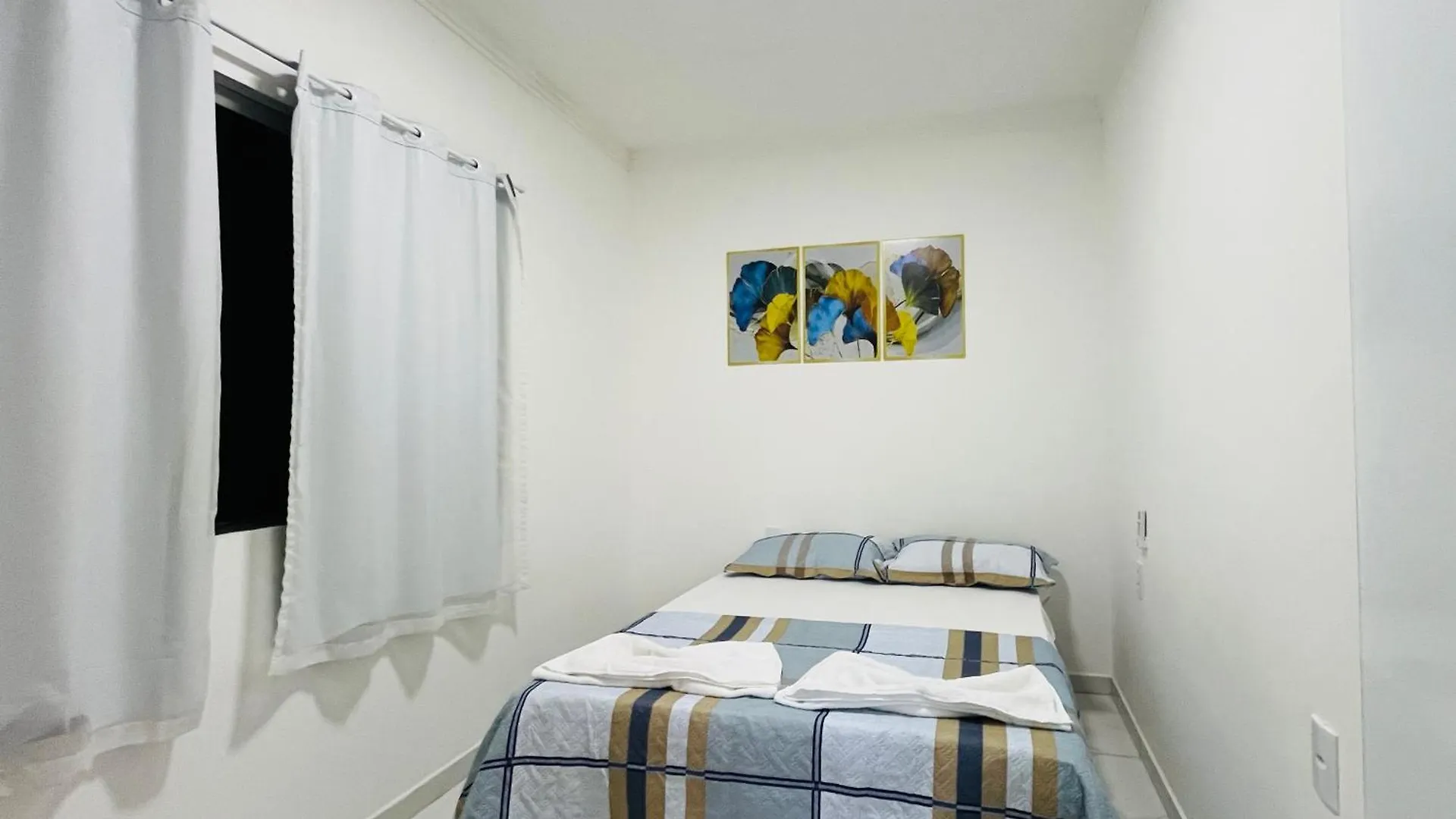 Novo Apartamento Liz 1 ポルトセグロ アパート
